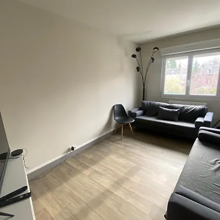 La Voisine Sur - 302 Appartement